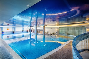 Indoor pool, sun loungers, lifeguards on site