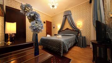 Chambre Double ou avec lits jumeaux | Minibar, coffres-forts dans les chambres, bureau, Wi-Fi gratuit