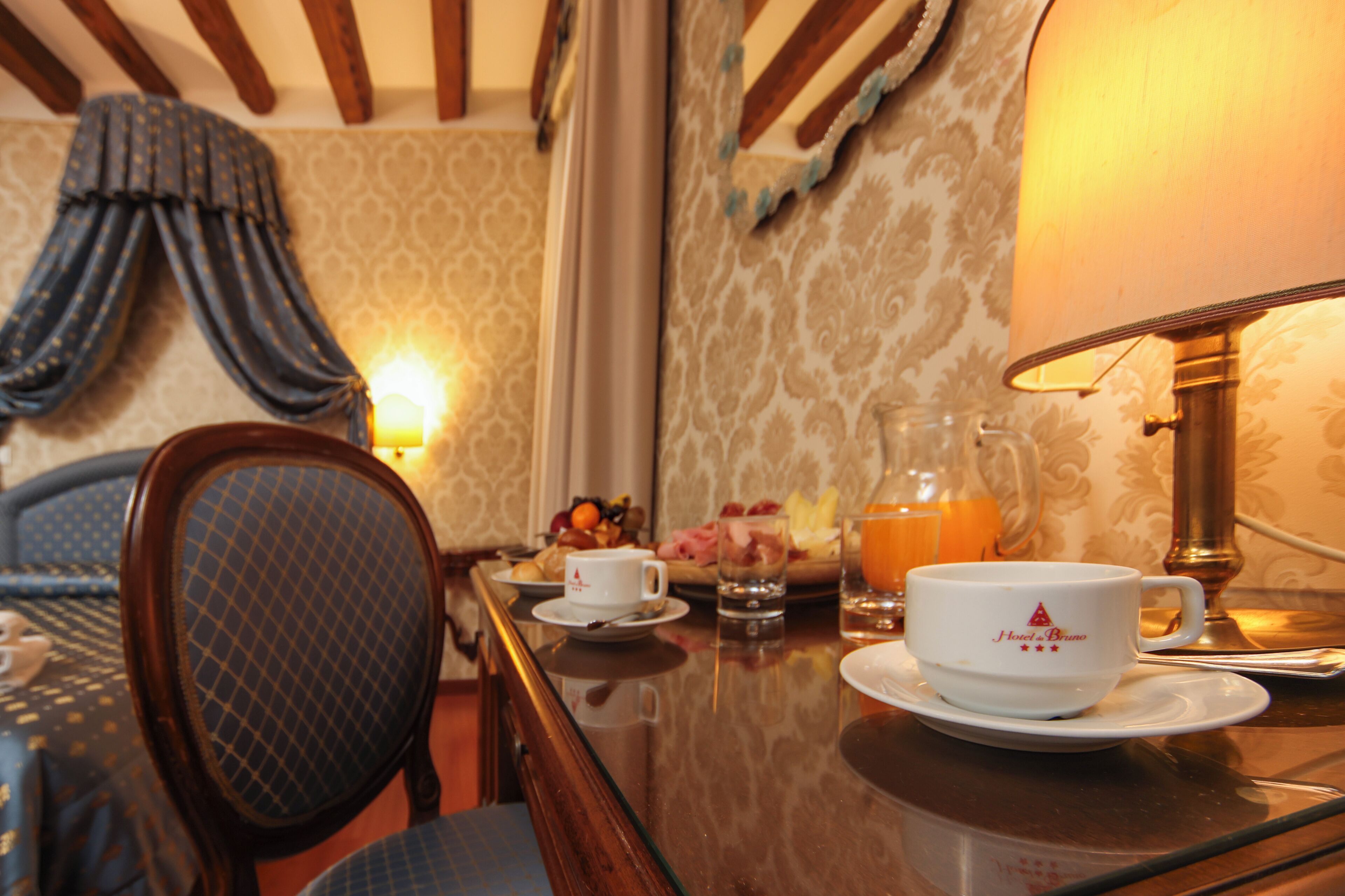 double or twin room | minibar, in-room safe, desk, free wifi