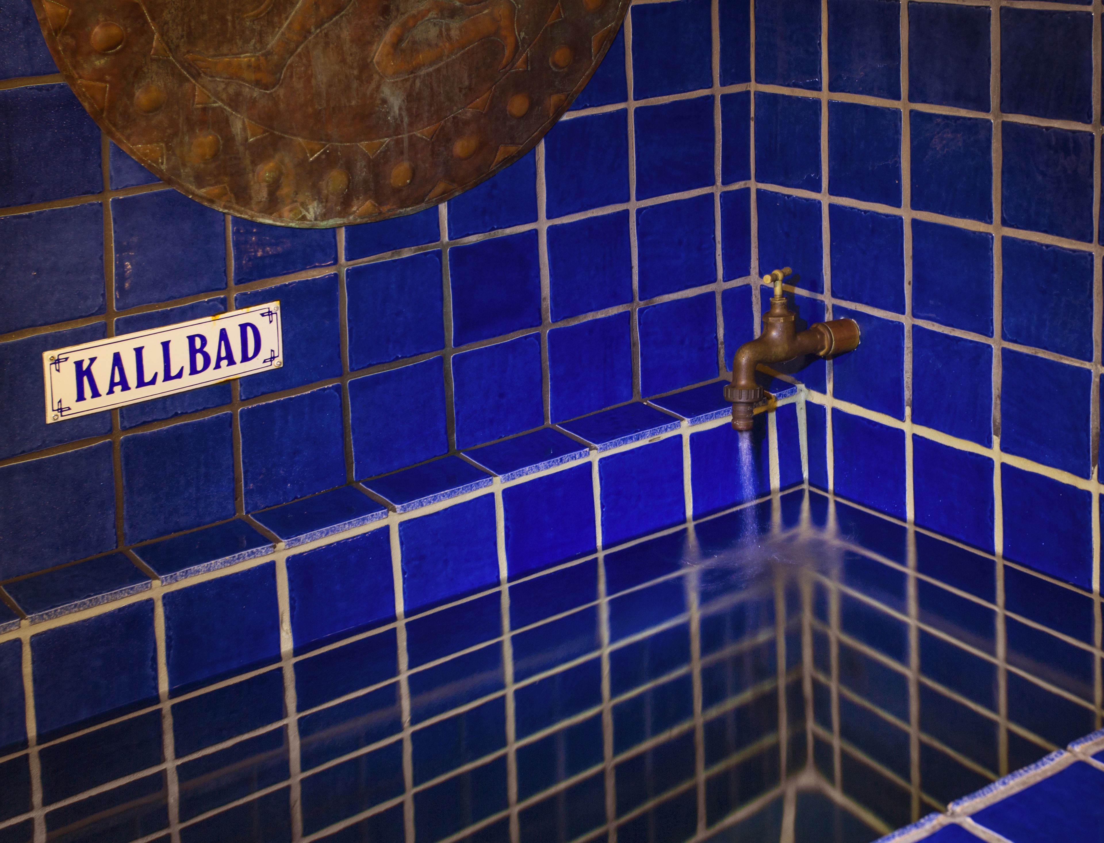 body treatments, facials, massages