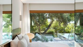 1-Bedroom Infinity Villa | Premium bedding, down comforters, Tempur-Pedic beds, minibar