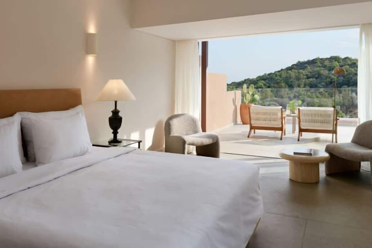 1 bedroom, premium bedding, down duvets, Tempur-Pedic beds