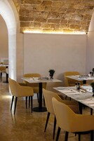 Desayuno buffet todos los días (con cargo)