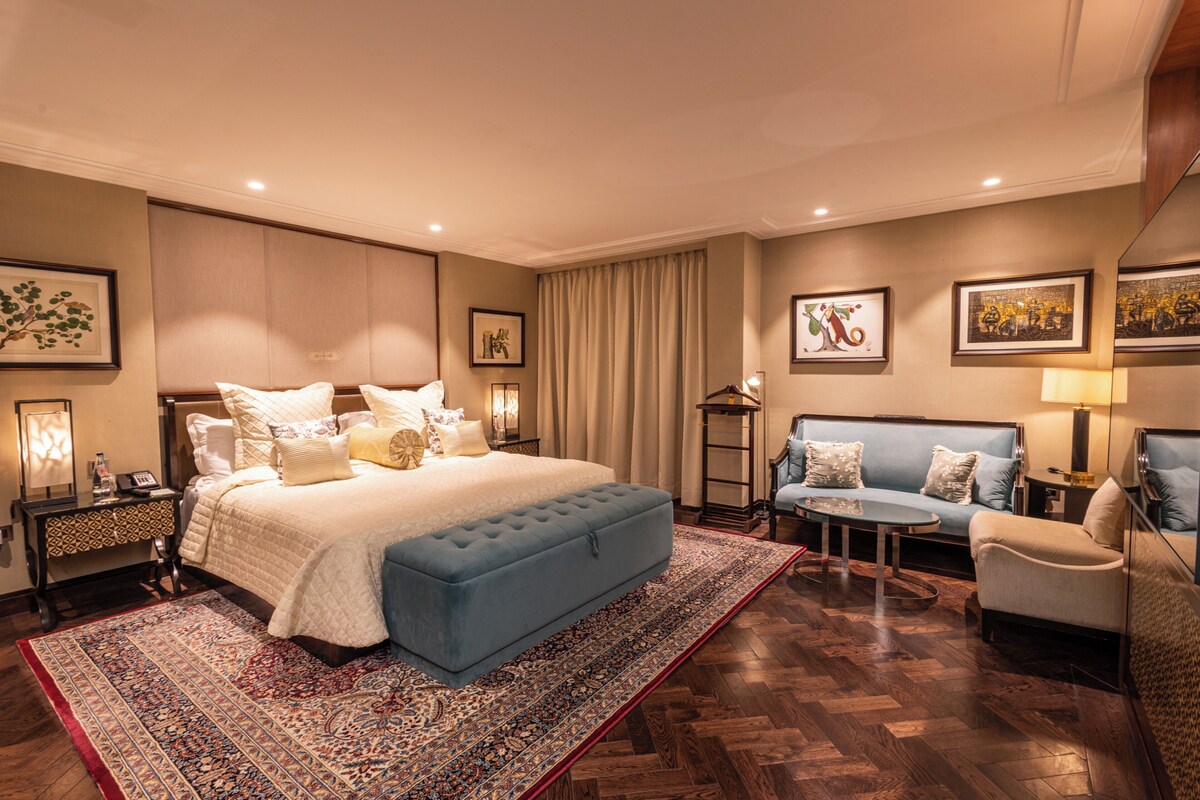 Habitación de lujo, 1 cama King size | Sábanas de algodón egipcio, ropa de cama de alta calidad y edredón