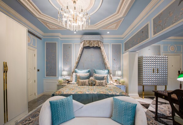 Phòng Suite Cao cấp, không hút thuốc (Heritage with Whirlpool) | 1 phòng ngủ, bộ trải giường bằng vải cotton Ai Cập 
