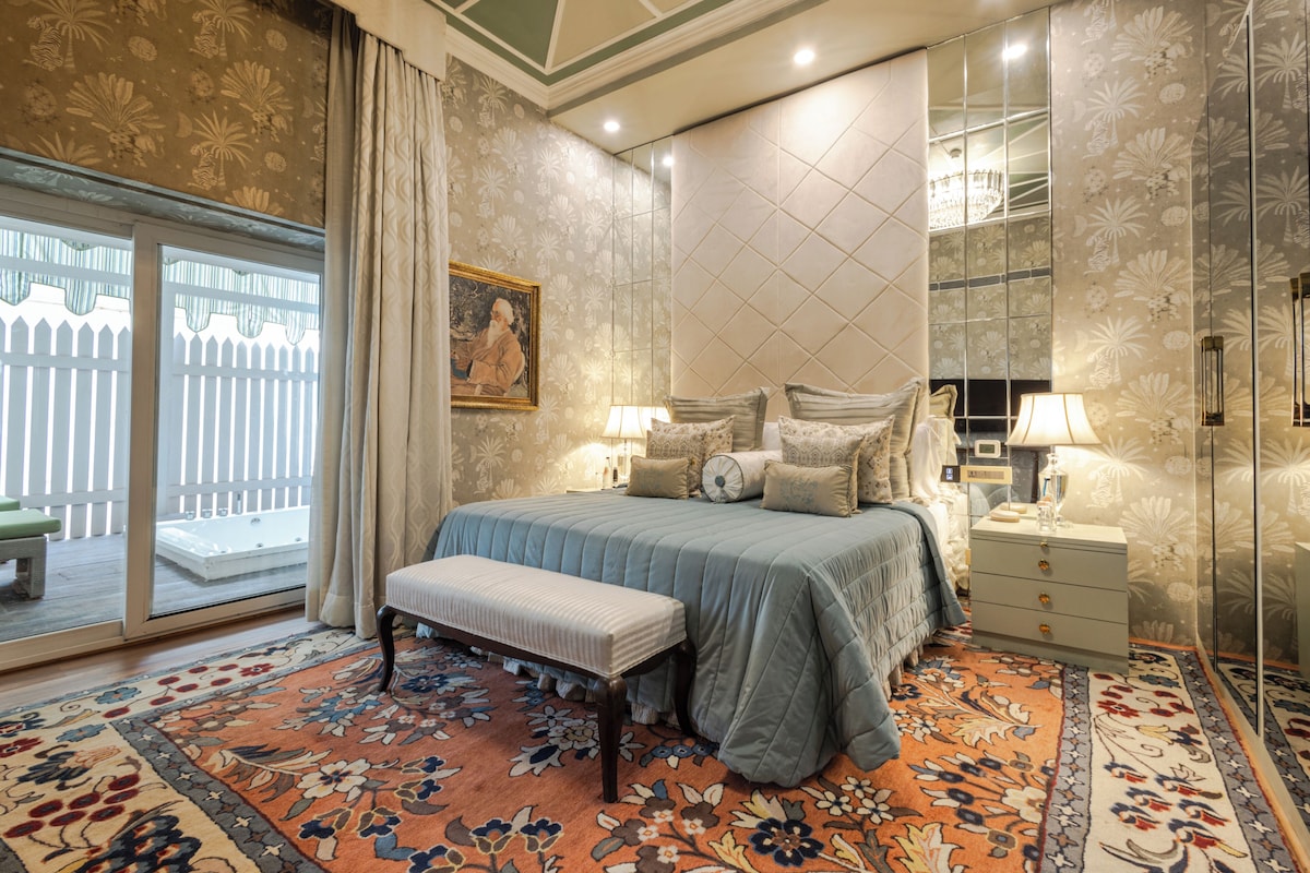 Suite de lujo, hidromasaje | Sábanas de algodón egipcio, ropa de cama de alta calidad y edredón