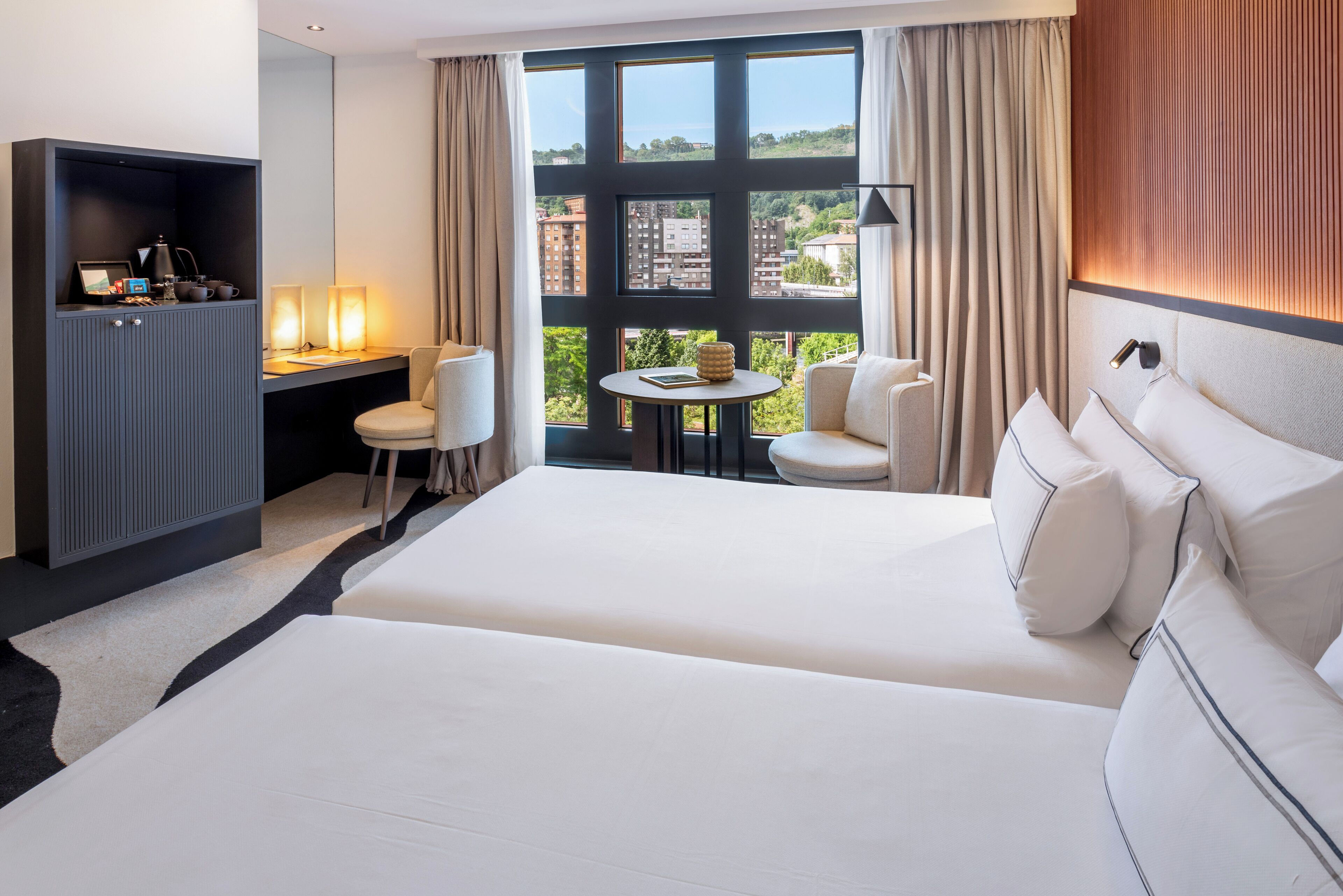 melia room ria view | minibar, in-room safe, desk, soundproofing