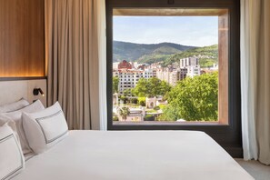 Gran Suite The Level | Minibar, cassaforte in camera, una scrivania, insonorizzazione