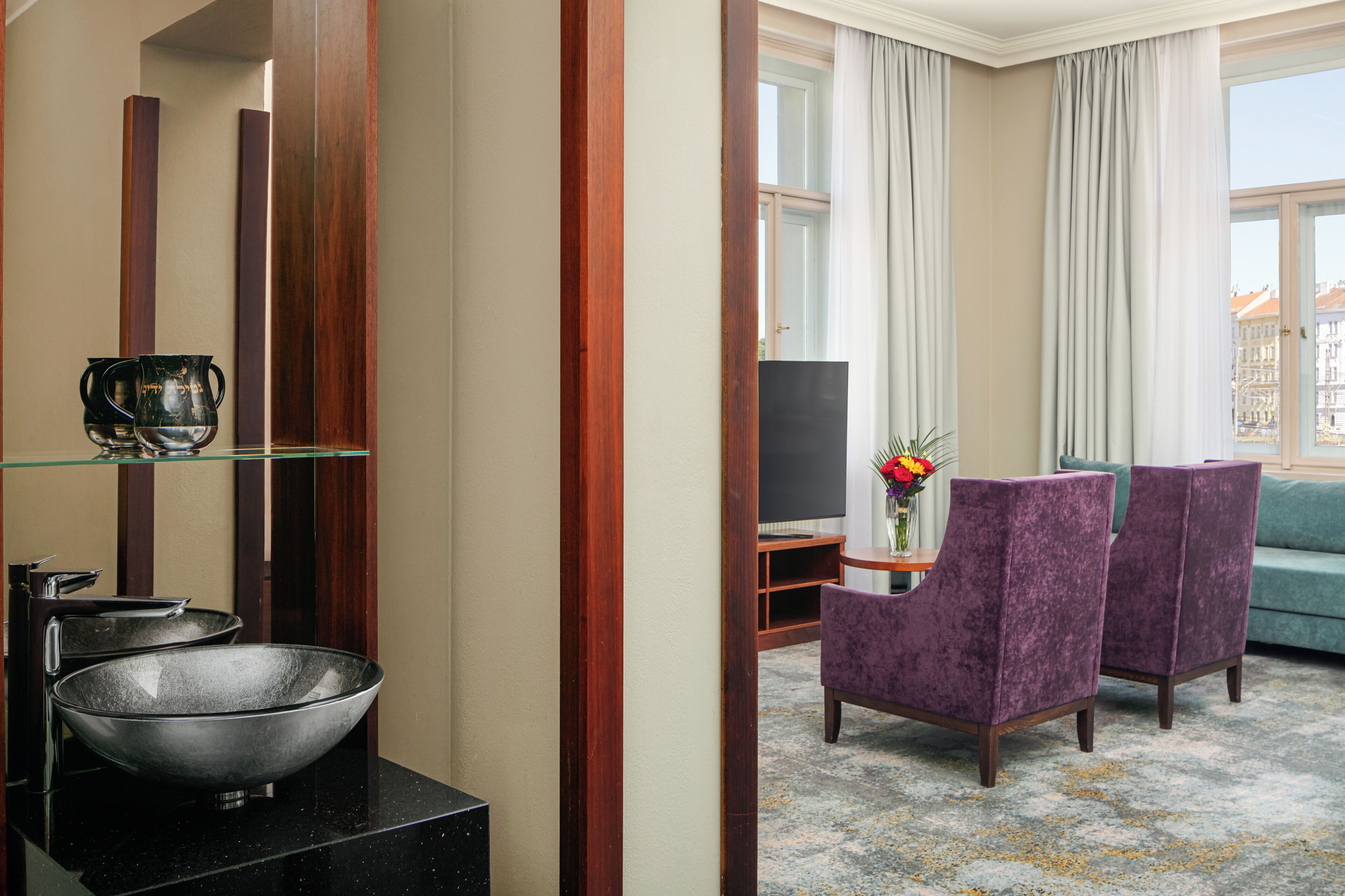 Junior Suite (SPA entrance included) | Premium bedding, minibar, in-room safe, desk
