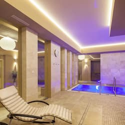 Couples treatment room(s), steam room, body treatments, hydrotherapy