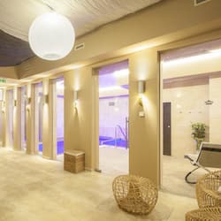 Couples treatment rooms, steam room, body treatments, hydrotherapy