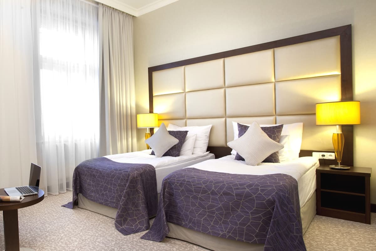 1 bedroom, premium bedding, minibar, in-room safe