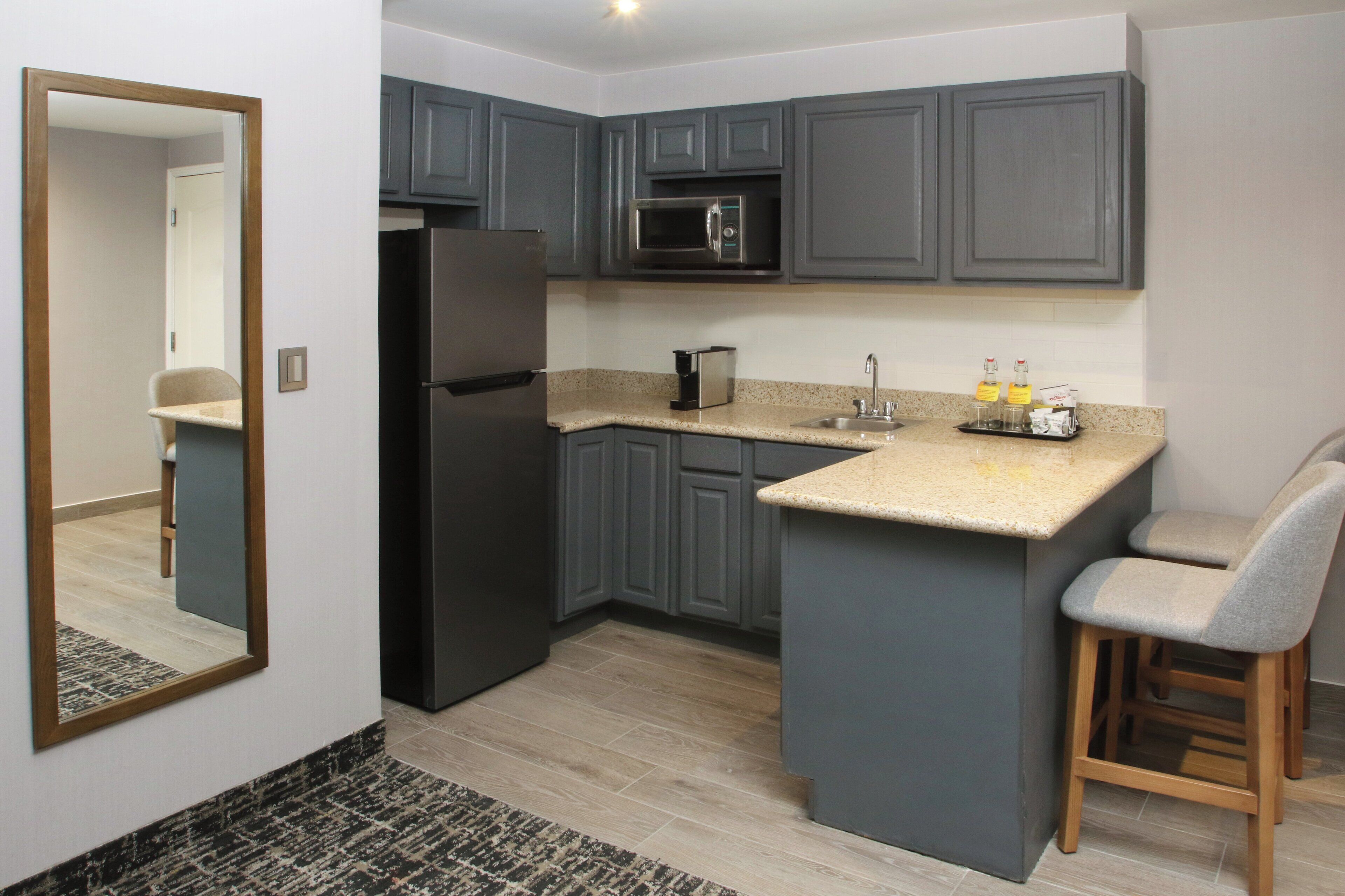 1 bedroom, in-room safe, desk, free cots/infant beds