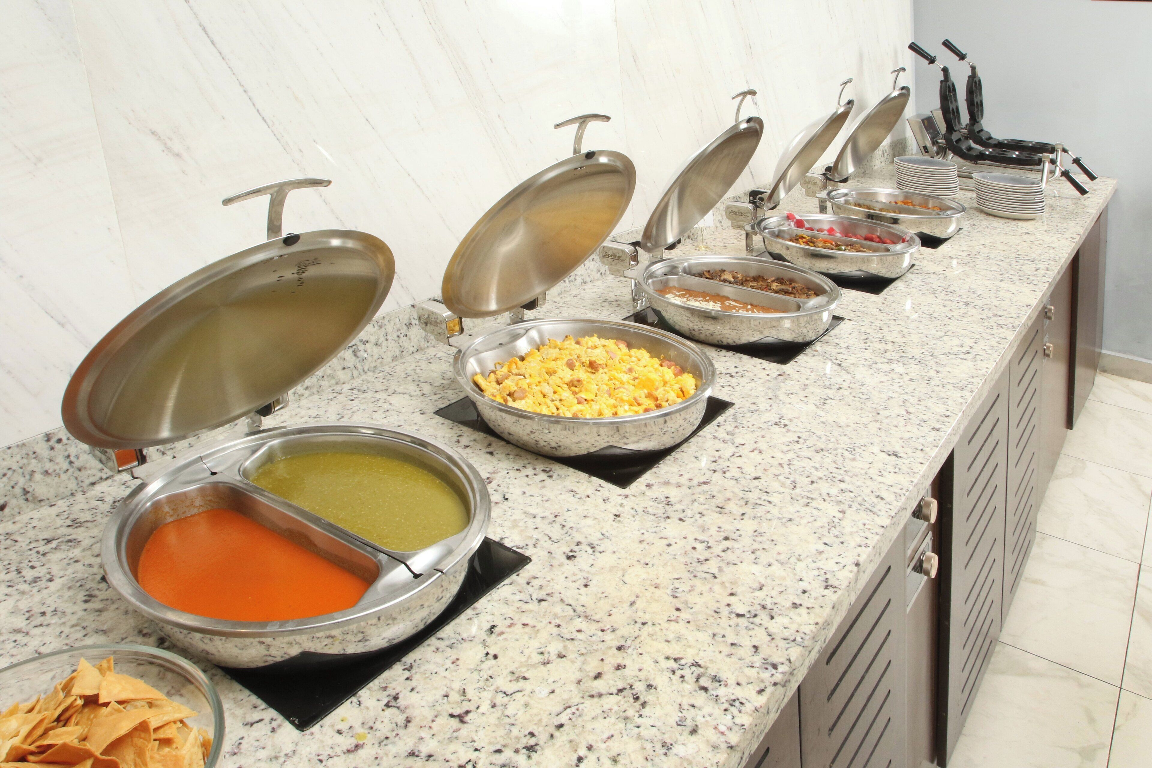 daily buffet breakfast (mxn 350.00 per person)