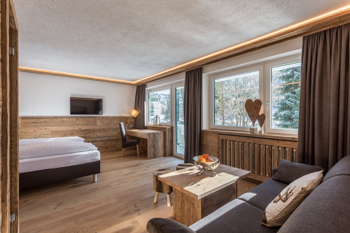 Deluxe-Suite, 1 Schlafzimmer, Sauna, Bergblick