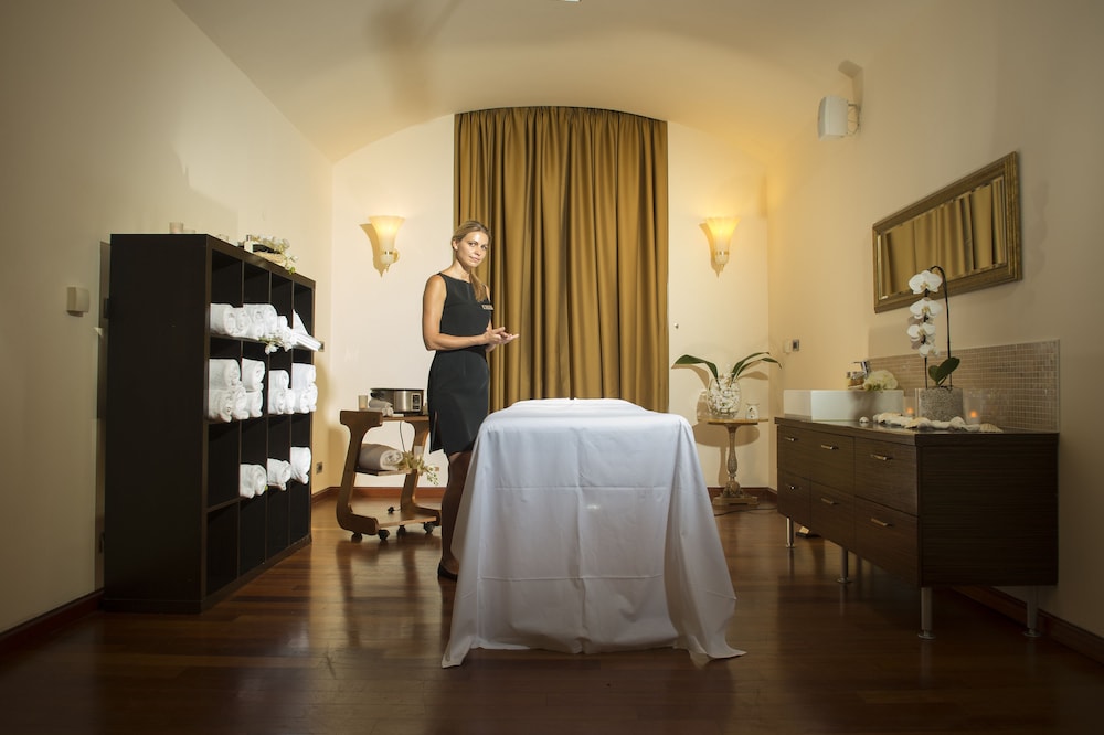 Hotel NH Collection Prague Carlo IV by null