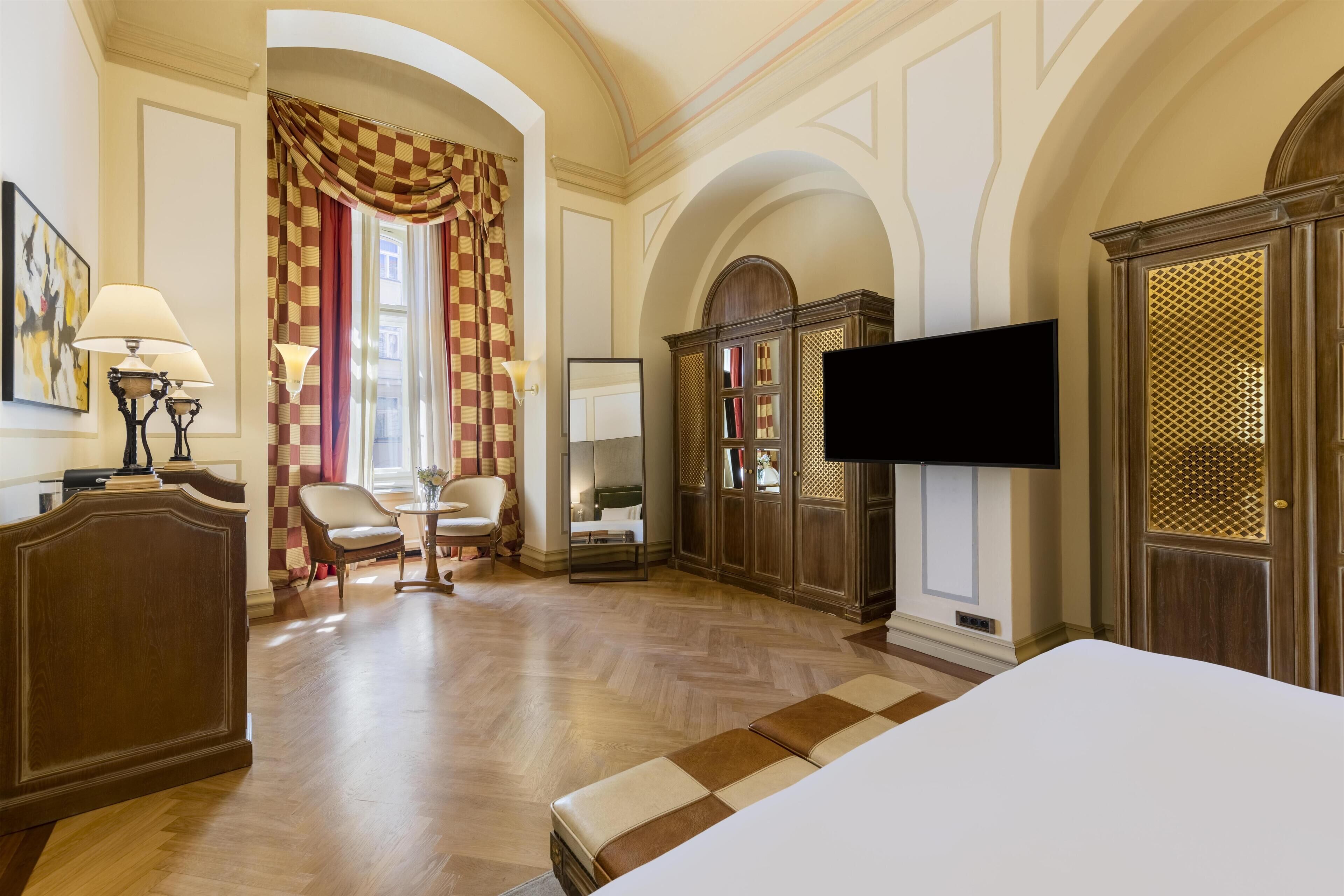 Presidential Suite | 1 bedroom, premium bedding, Select Comfort beds, minibar