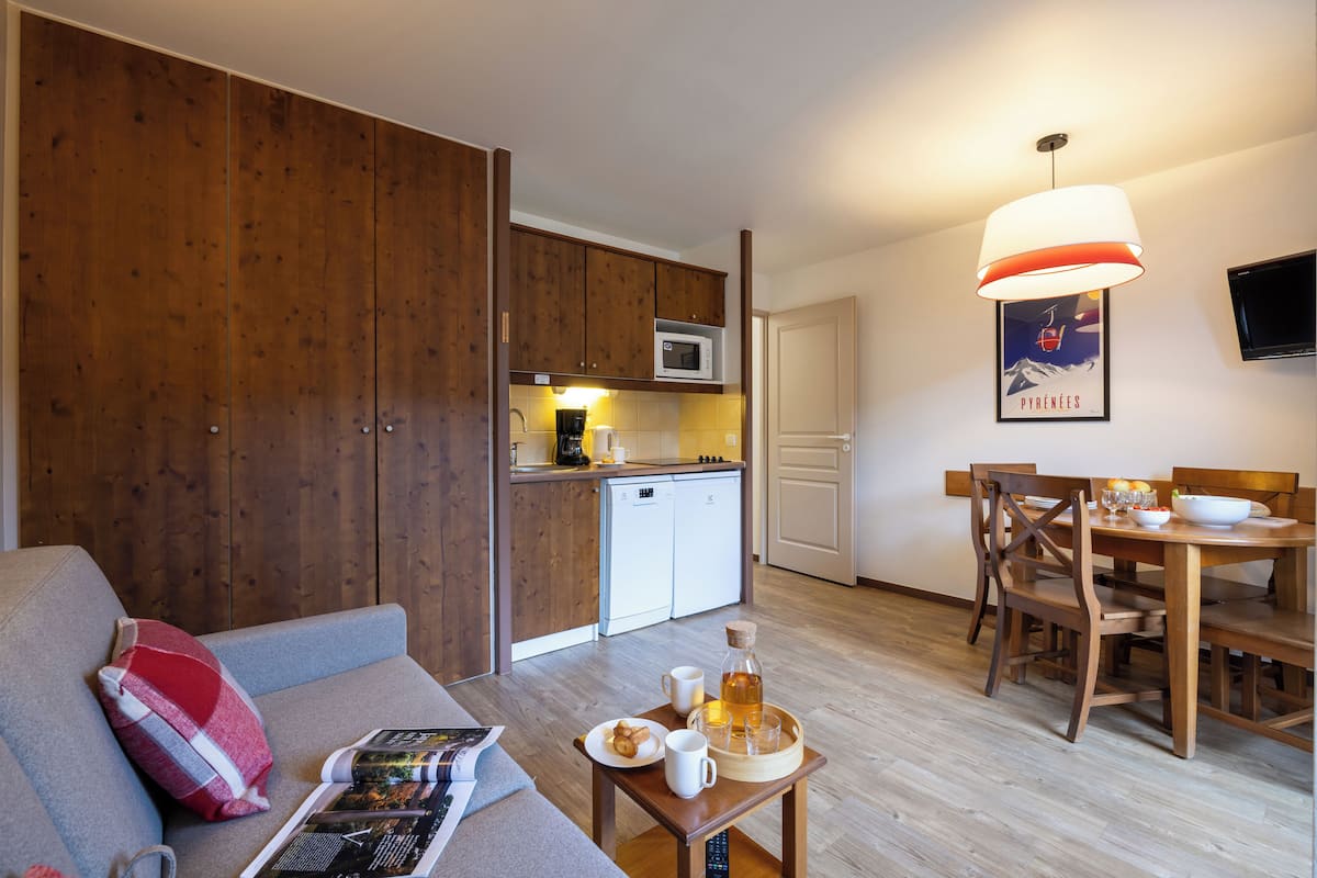 Studio 4 personnes - 1 coin nuit | 1 bedroom, iron/ironing board, cribs/infant beds, free WiFi