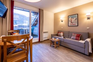Estudio | 1 habitación, tabla de planchar con plancha, cunas y wifi gratis 