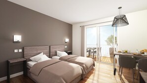 Una habitación de hotel moderna con dos camas, un balcón y una zona de comedor.