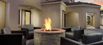 Courtyard by Marriott Salinas Monterey