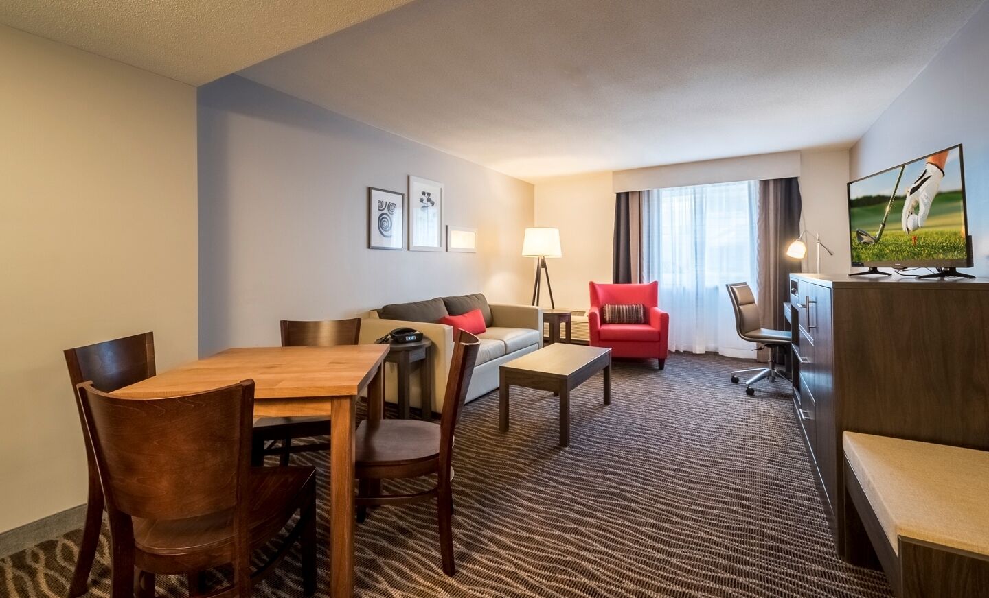 1 bedroom, in-room safe, desk, iron/ironing board