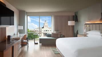 Room, 1 King Bed | Premium bedding, in-room safe, desk, blackout drapes