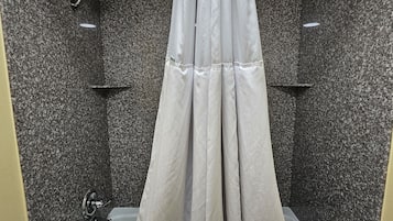 花灑/浴缸組合、免費梳洗用品、風筒、提供毛巾