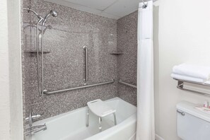 Room, 1 Queen Bed, Accessible, Non Smoking (Mobility) | Bathroom - Super 8 by Wyndham Clinton (Clinton)