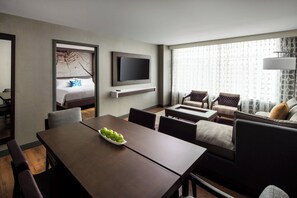 Room, 1 King Bed with Sofa bed - Morgantown Marriott at Waterfront Place (Morgantown)