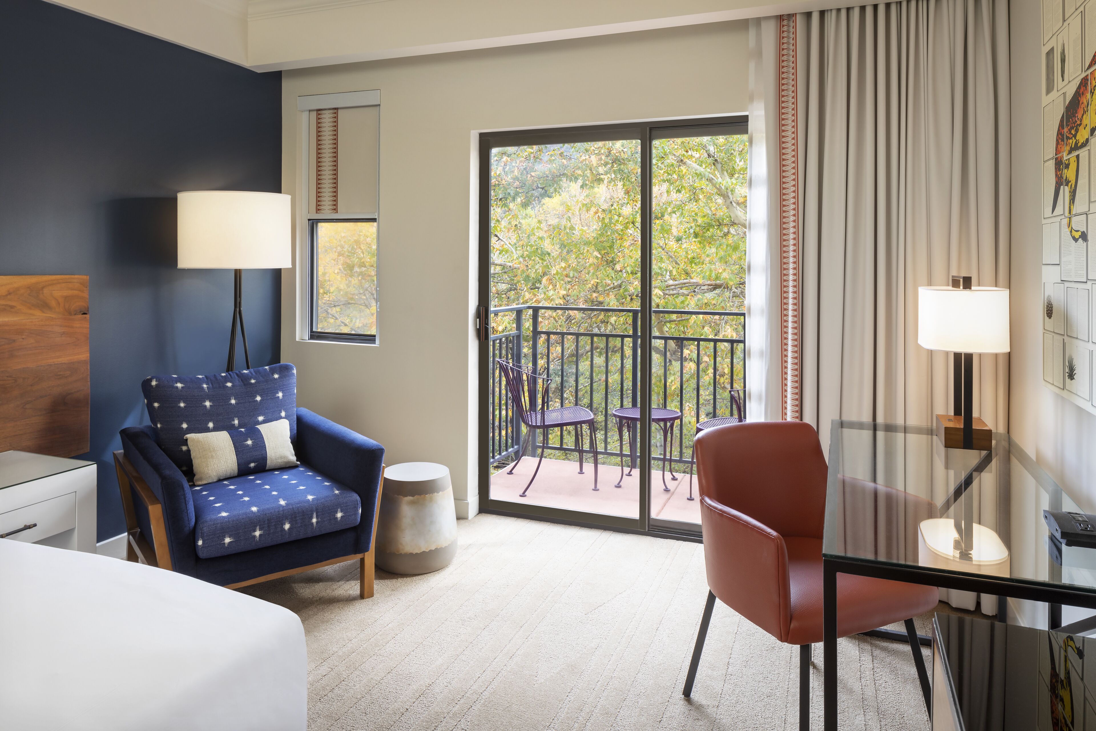 room, 1 king bed (creekside) | premium bedding, minibar, in-room safe, desk