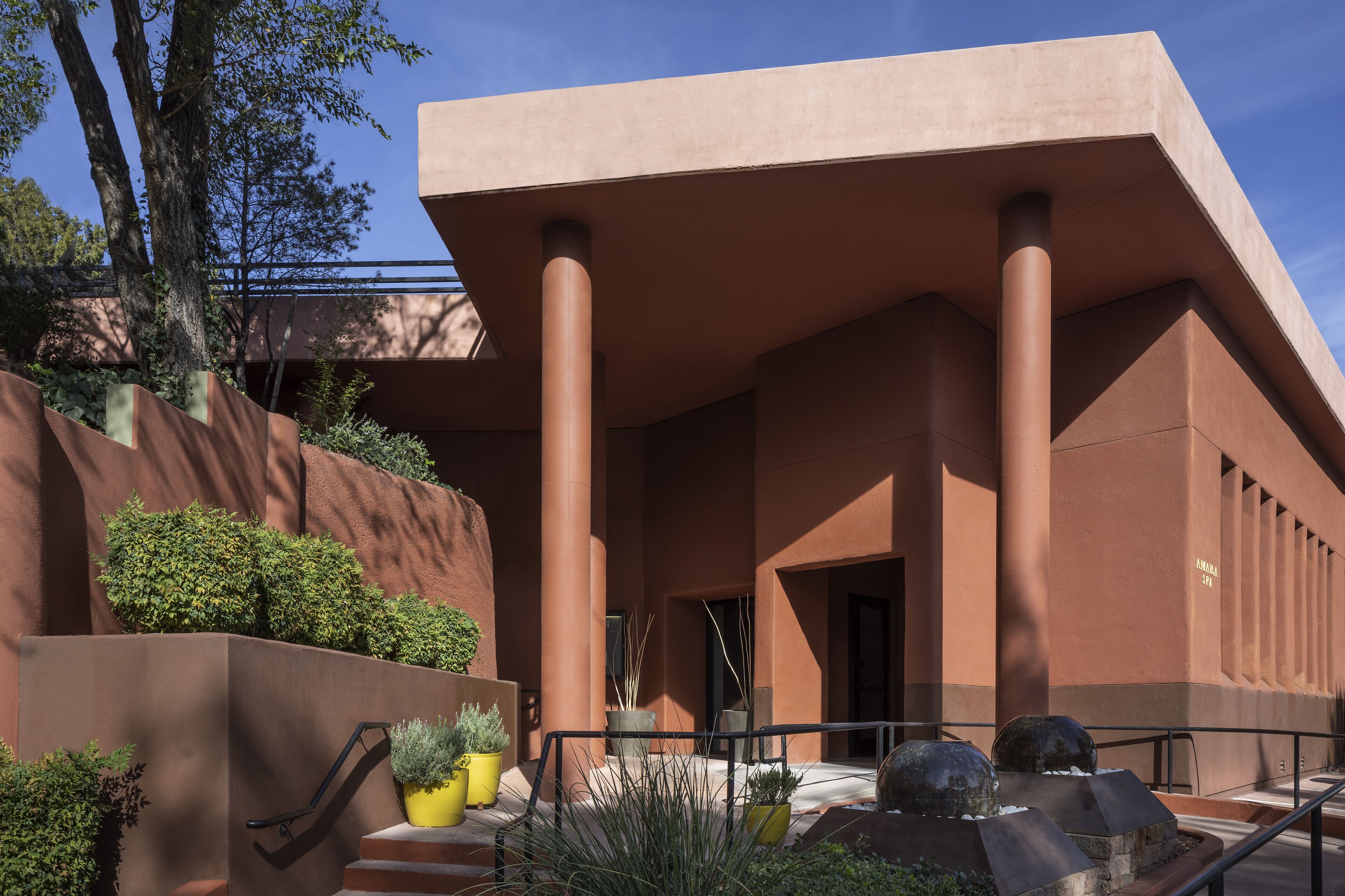 couples treatment room(s), steam room, body treatments, aromatherapy