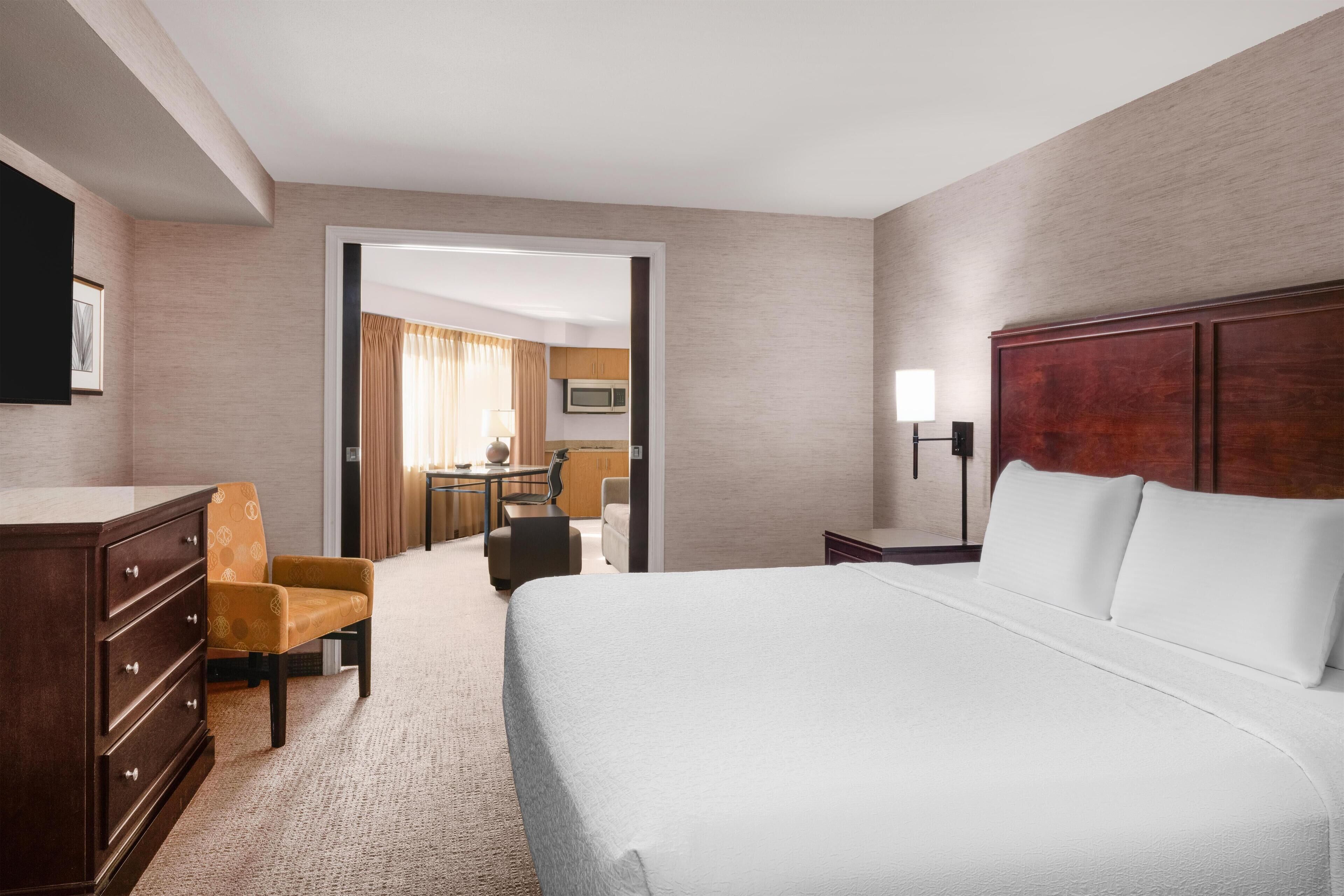 Suite, 1 King Bed, Accessible, Kitchen (with Sofabed) | Premium bedding, desk, laptop workspace, soundproofing