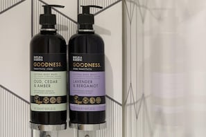 Bathroom amenities