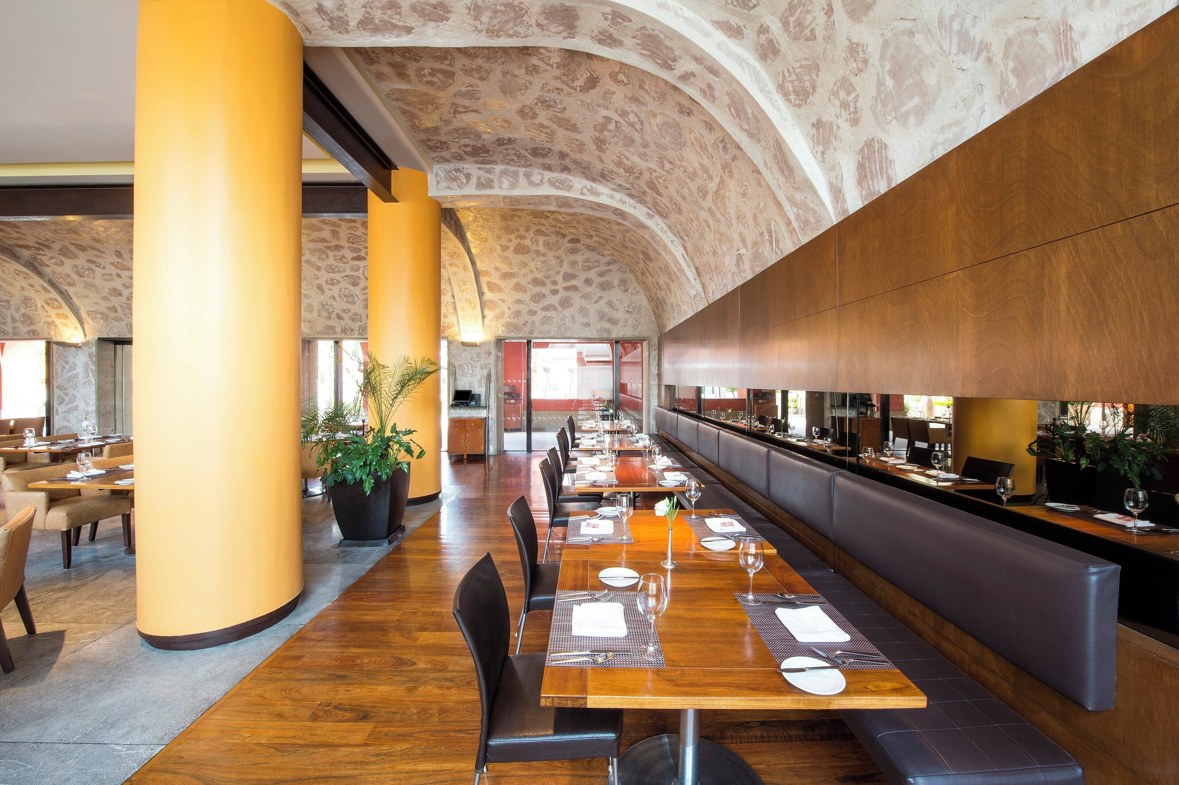 breakfast, lunch, dinner served; local and international cuisine