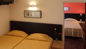 Room - Riomar (Lagos)