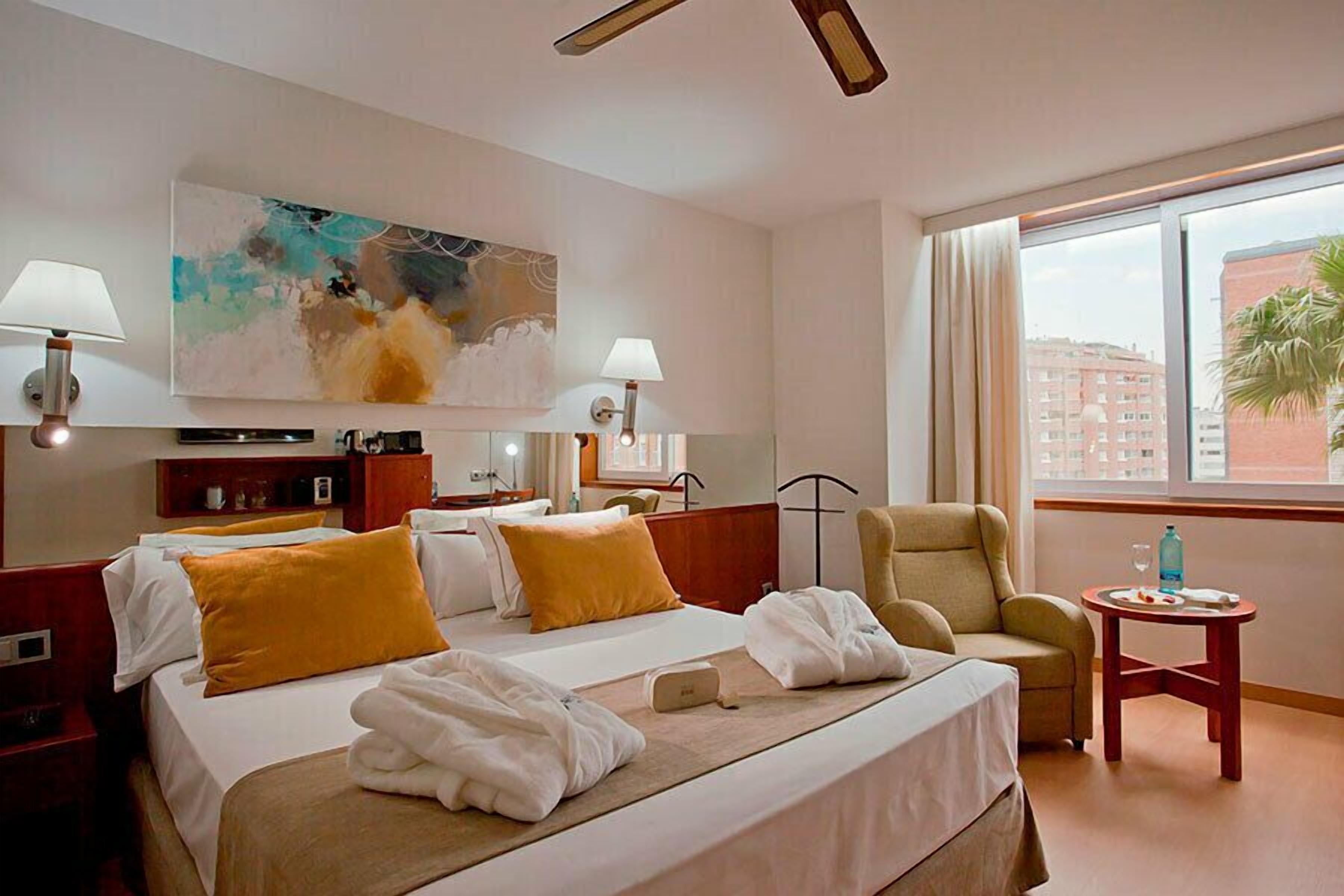 In-room safe, desk, soundproofing, iron/ironing board