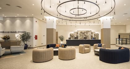 Hotel ILUNION Les Corts Spa