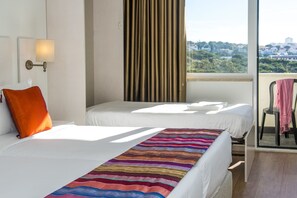 Standard Twin Room (extra bed)