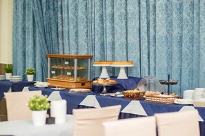 Frokostbuffé er inkludert hver dag