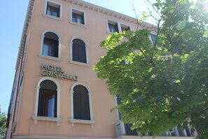 Fachada del alojamiento