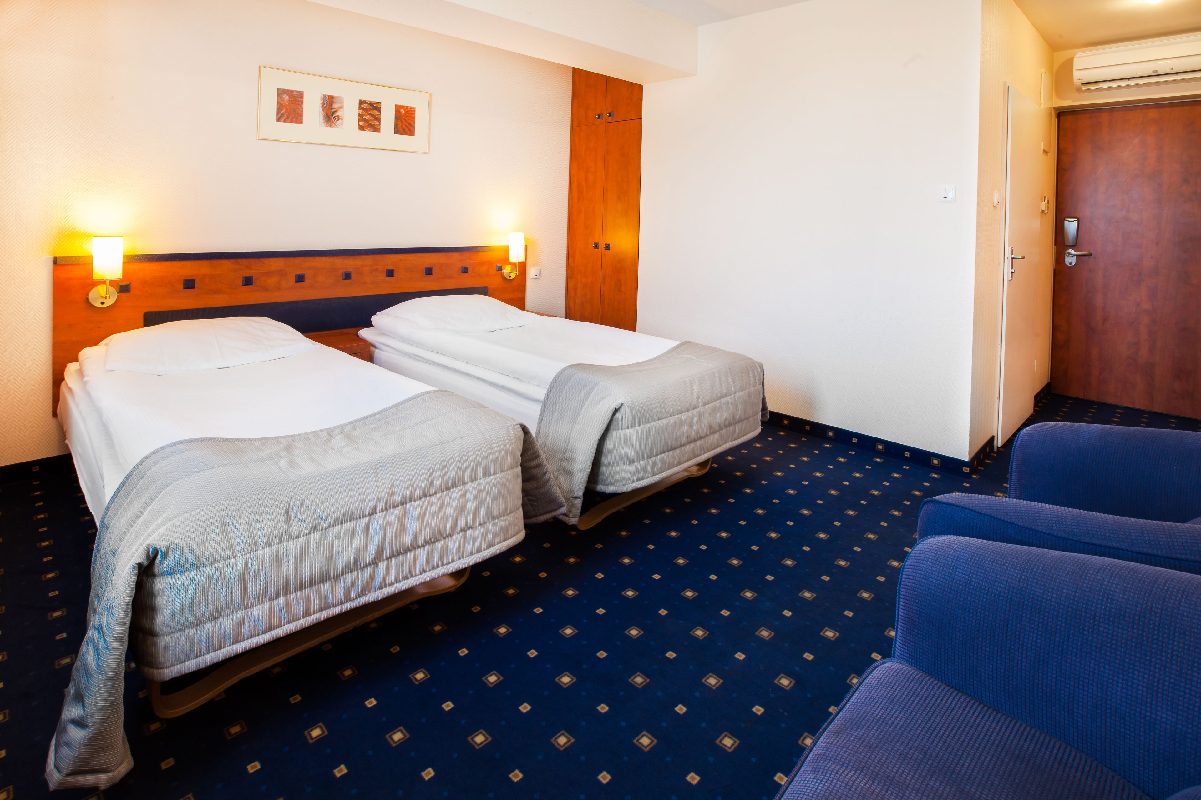 standard twin room | 1 bedroom, desk, iron/ironing board, free wifi