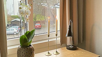 Standard Twin Room | Pillowtop beds, desk, free WiFi, bed sheets