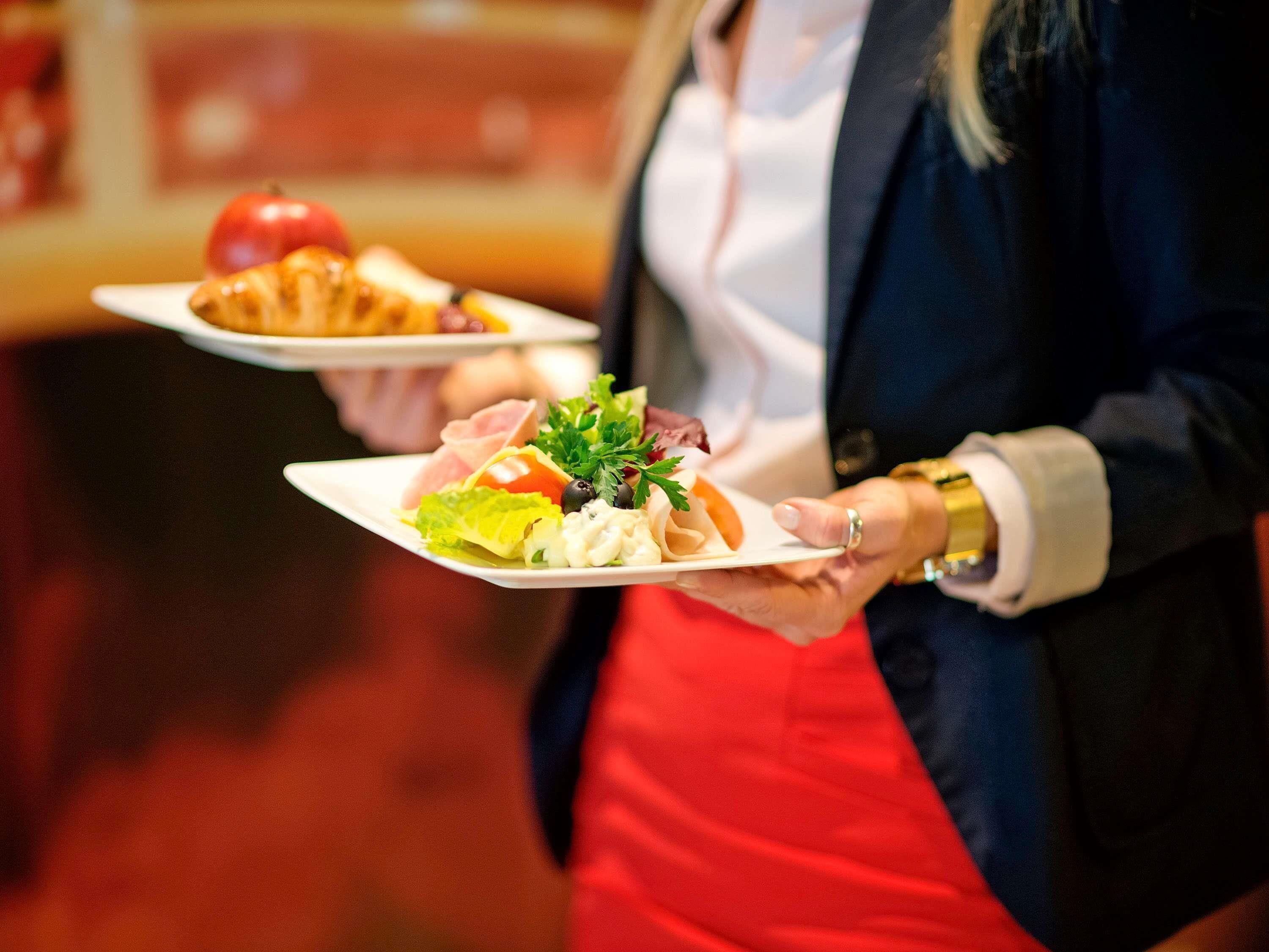 Daily buffet breakfast for a fee