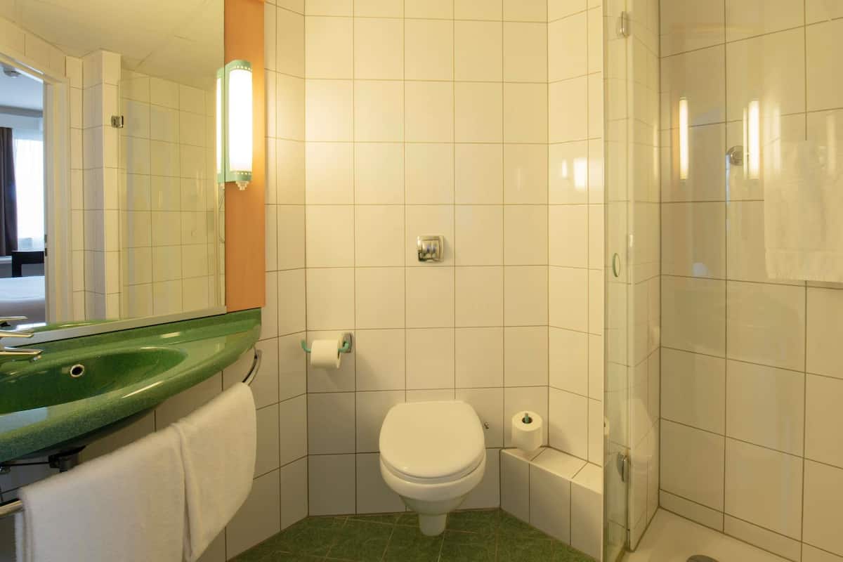 1 chambre, bureau, fer et planche Ă repasser, accĂšs au Wi-Fi (inclus)
