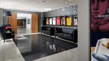 Sala de estar en el lobby