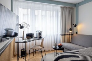 Triple Room | 1 bedroom, in-room safe, free WiFi, bed sheets