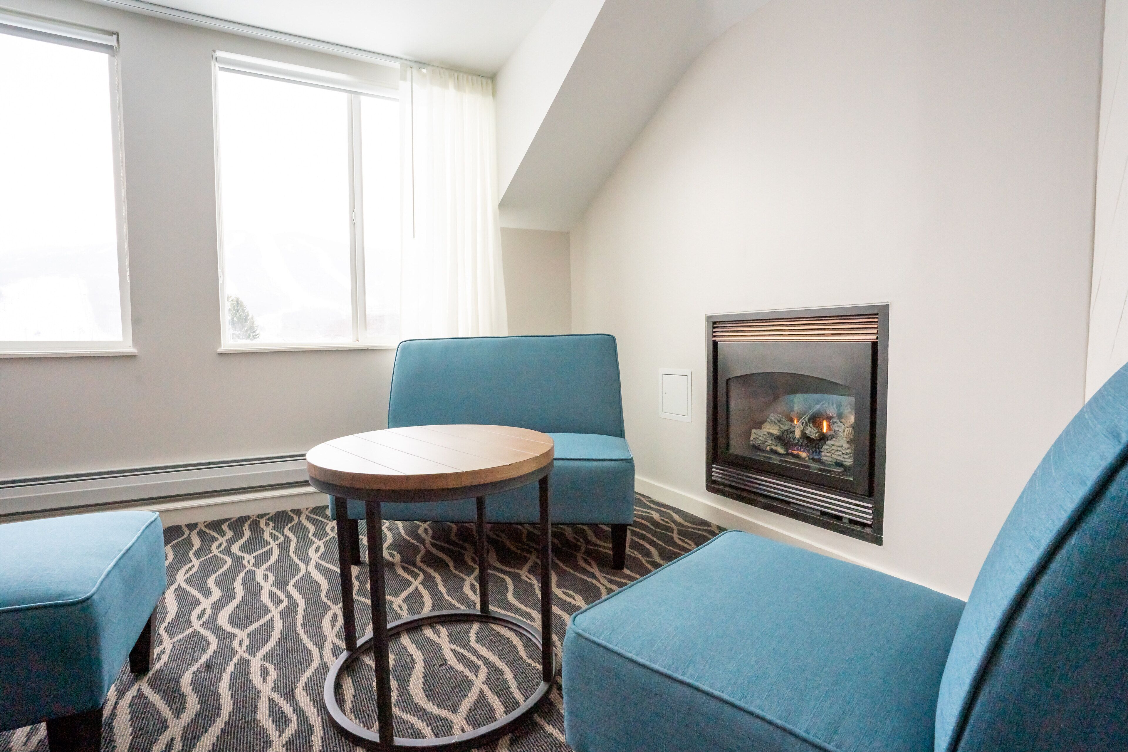 lodge - penthouse | 1 bedroom, in-room safe, individually decorated, individually furnished