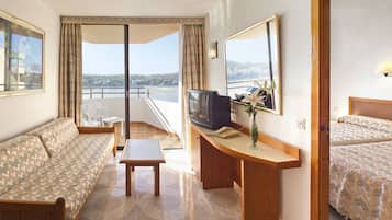 Apartament, vistes al mar | 1 dormitori, escriptori, planxa i posts de planxar i bressols gratuïts