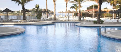 Indoor pool, 2 outdoor pools, pool umbrellas, sun loungers